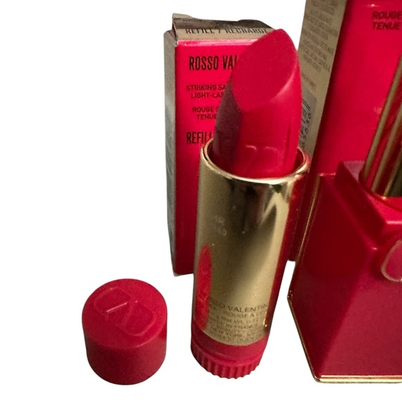 Valentino Lipsticks bundle Matte Blushing Nude 112R/Refill Satin Red 204R Pouch - Picture 4 of 16